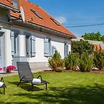Boroka Apartmanhaz Harskut