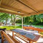 شقة Boroka Apartmanhaz