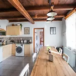 Boroka Apartmanhaz شقة Harskut