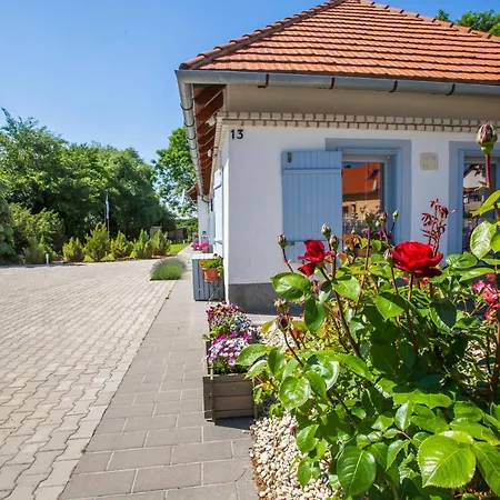 Boroka Apartmanhaz Apartment