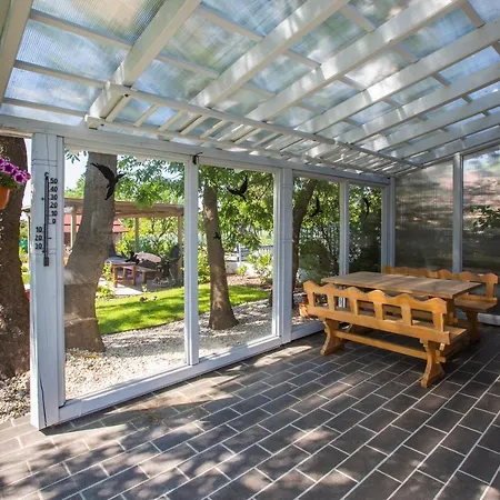 Boroka Apartmanhaz Lägenhet